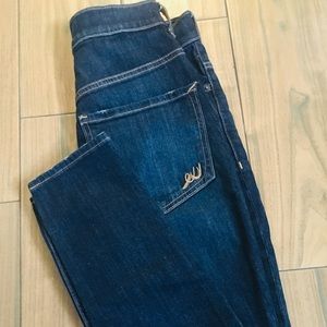 EXPRESS , NWT jean size 0R .